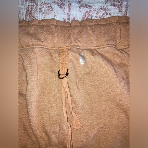 Free People Movement Siren Short Medium - Picture 8 of 8